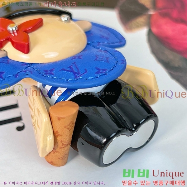 #���̺��� ��� �� �� M1990-12