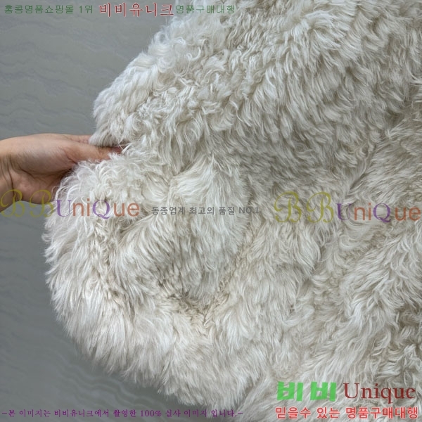 ���� �ο��� �þ �� ���� LWE345350-1