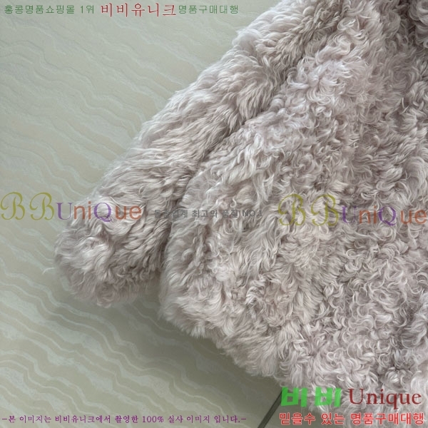 ���� �ο��� �þ �� ���� LWE345350-3