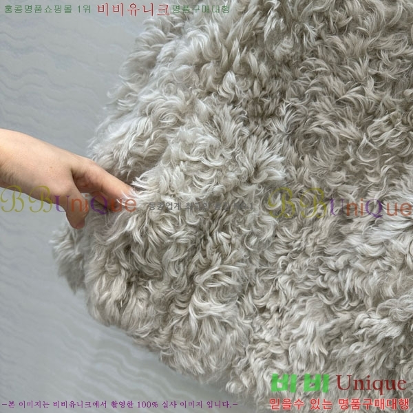 ���� �ο��� �þ �� ���� LWE345350-5