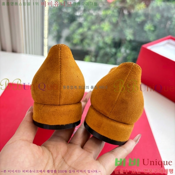 ��󰡸� ������ F78559909