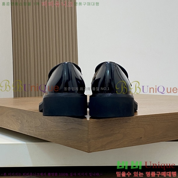 ���� ����� ���� P571869-2