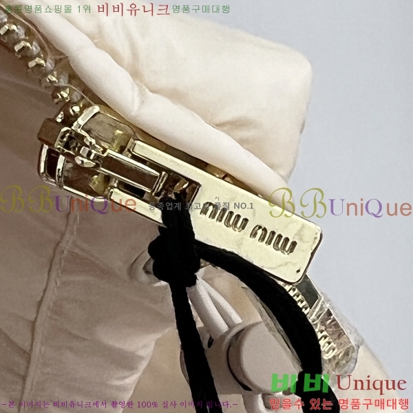 ���� �̿�*�� ũ�� Ǫ�� �ٿ� �е� 28MU2510312-1