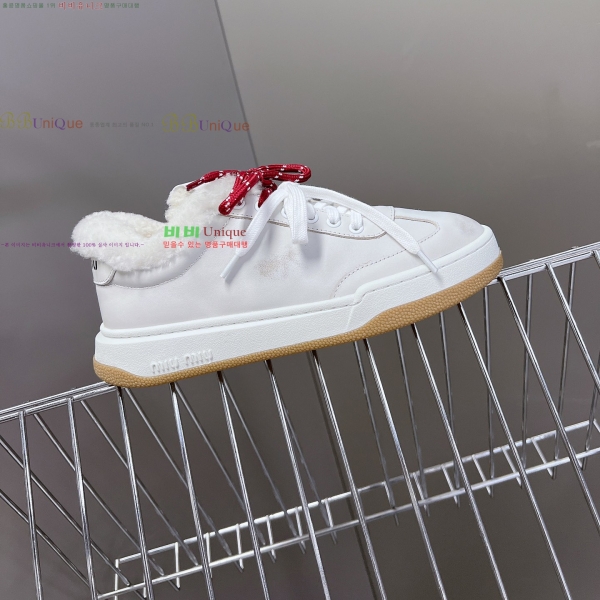 ���� �̿�̿� �þ �� ����Ŀ�� 36MU25101611-4