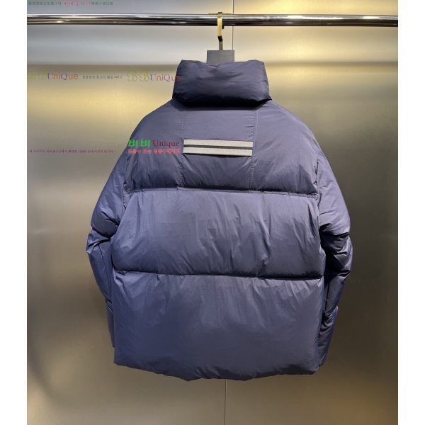 ���� ĳ��**�� Lawrence �ٿ� �е� 42CA2510305-4 ���̺�