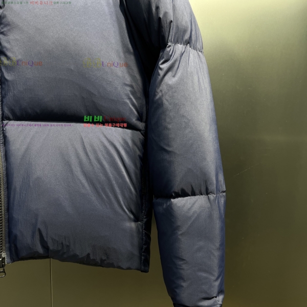 ���� ĳ��**�� Lawrence �ٿ� �е� 42CA2510305-4 ���̺�