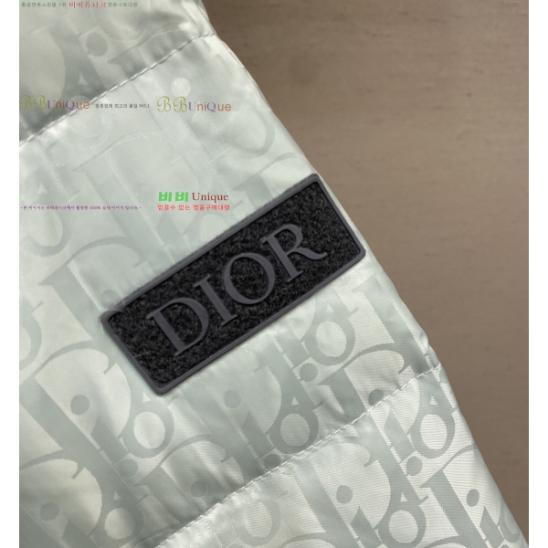 ���� ��* �ٿ� ��Ʈ �е� 61DR2511125-1