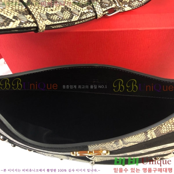 #�߷�Ƽ�� ����ٴ� ȣ��ȣ ����� ���� ���� ���� ȣ���� 7W0B0S29-301