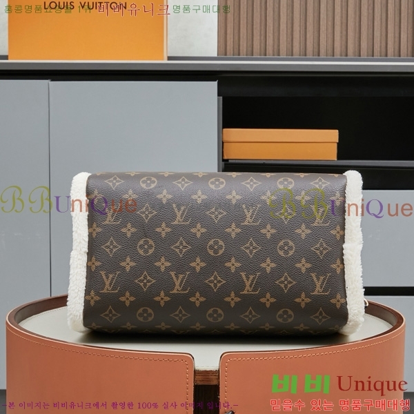 ���̺��� ���ǵ� ����Ʈ 30 �׵� �� M26326-1