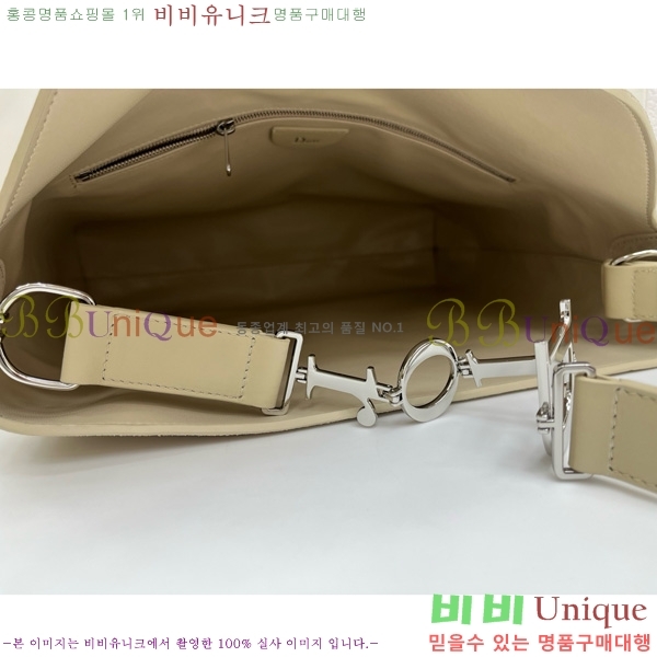 #��� ���ʼ� �ش��� JONATHAN ANDERSON ȣ���� M856325-3