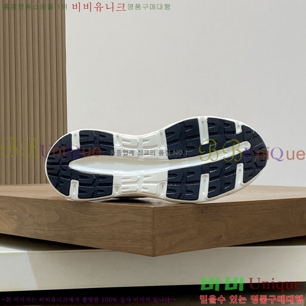 ���� ��**�� ����Ŀ�� MO07843-2