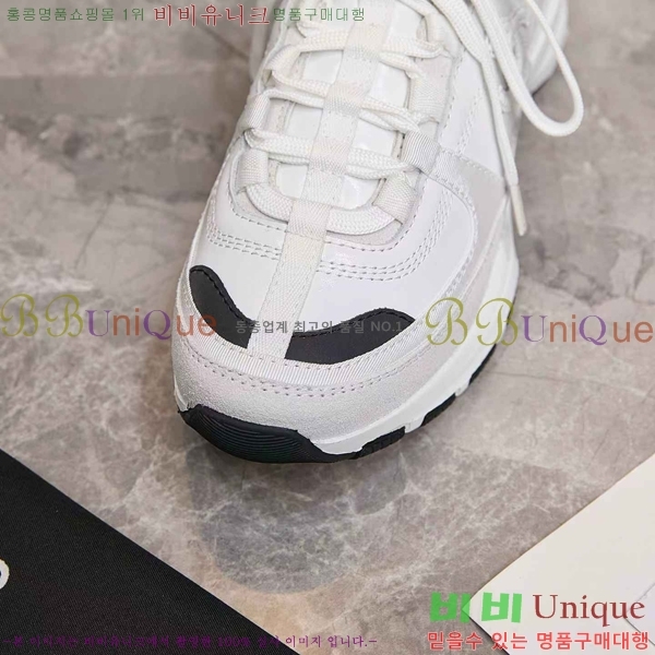 ��* ����Ŀ�� �������� N17672-8