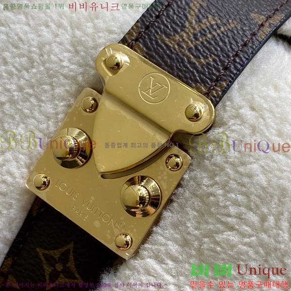 #���̺��� ����Ʈ �̾� ���׷� M26245-101