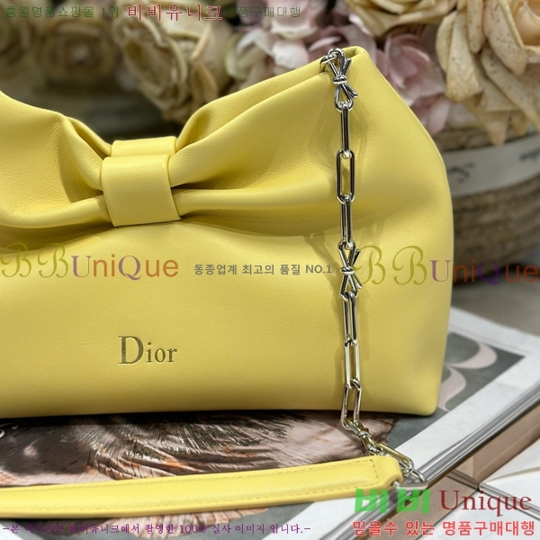 #��� ���� ü�ι� M0714-107