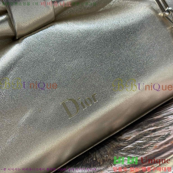 #��� ���� ü�ι� M0714-109