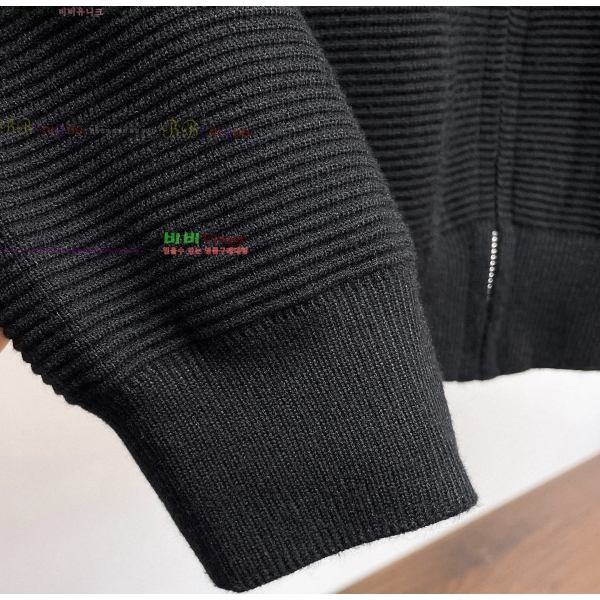 ���� �η�**�� ����� ��Ŷ LP1372581-3