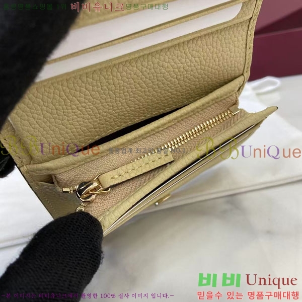 # GG  ī ̽  ‎841358-103