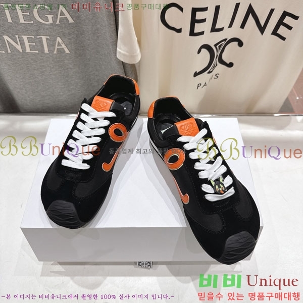 ���� �ο��� ����Ŀ�� LE660952-9