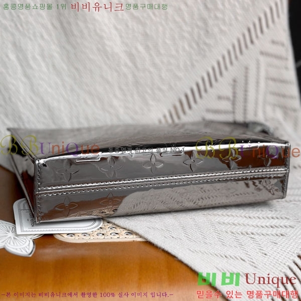 #���̺��� ���׷� �̷�� ���Ϸ�Ʈ�� �Ŀ�ġ�� M15358-2002