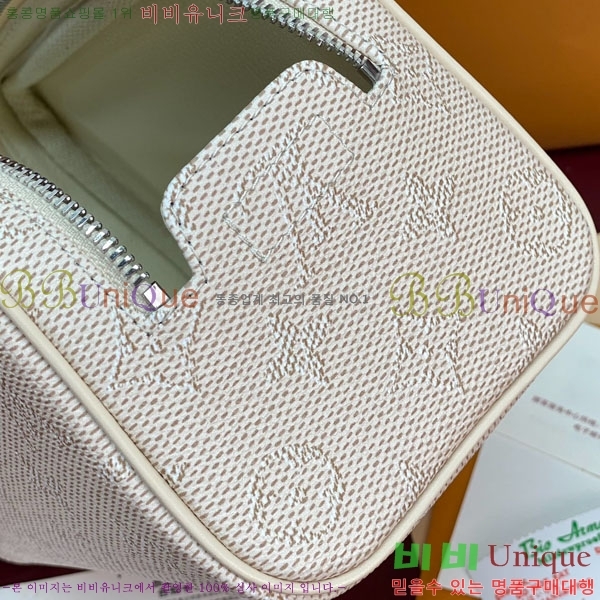 #̺ ̴  ŰƮ Ŭġ M27158-104