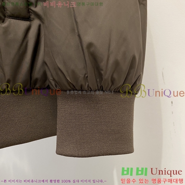 ���� ���ڷ� ��ġ�ڸ� �ٿ� �е� BC153677-2