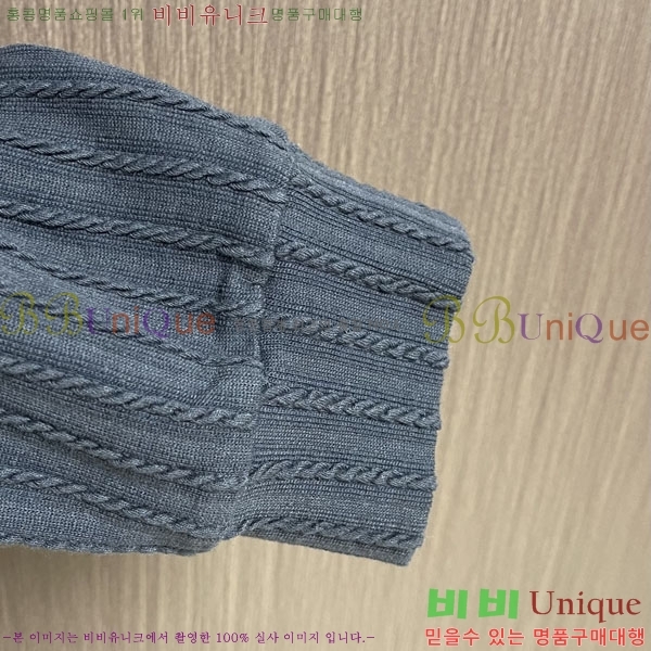 ���� ��**�Ƴ� ���� Ƽ���� LP082447-2