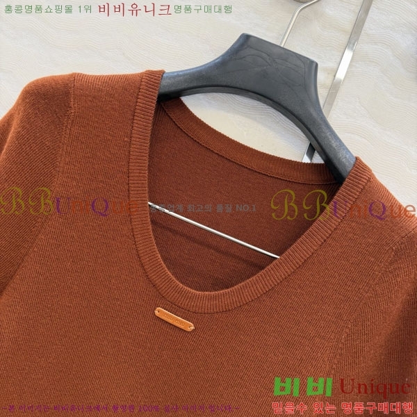 ���� �̿�̿� ���� Ƽ���� MU233023-10