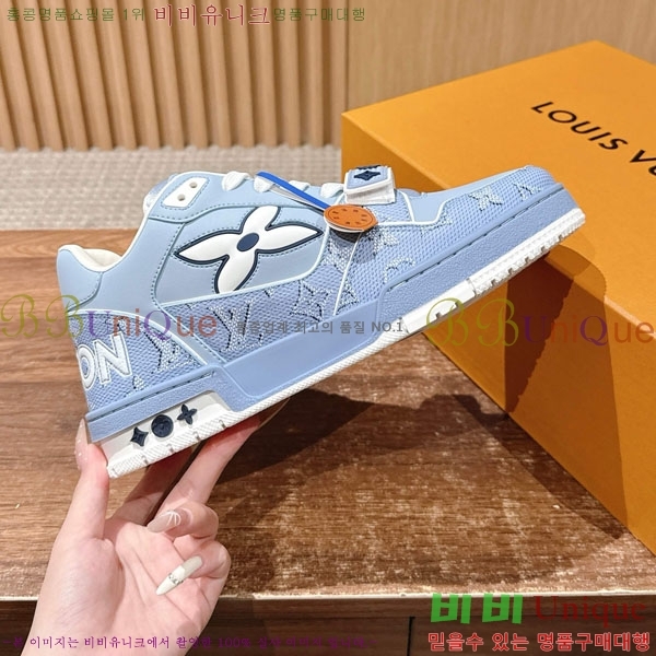 �������� LV Ʈ���̳� ����Ŀ�� LV511802-11