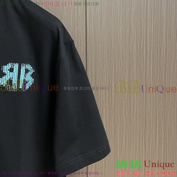 ���� �߷��þư� ���� Ƽ���� BL07809-1