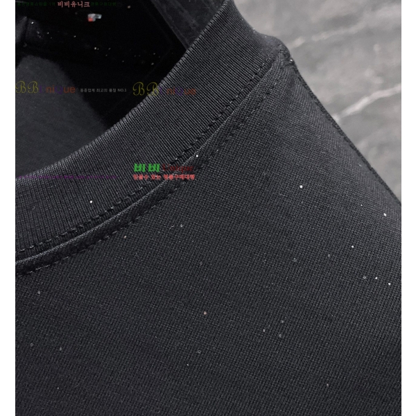 ���� ũ������ ���� Ƽ���� CH814256-23