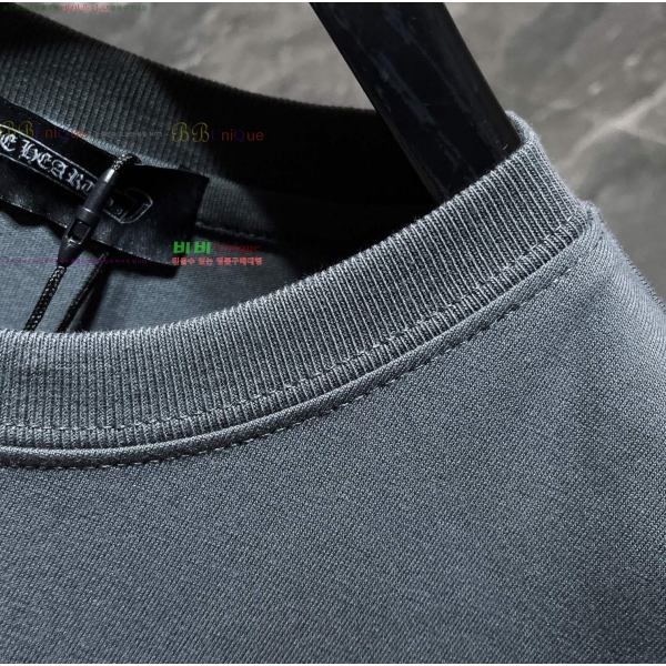 ���� ũ������ ���� Ƽ���� CH814256-29