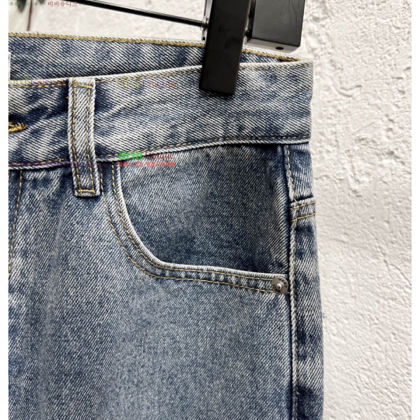 ���� �߷��þư� û���� BA362569-4