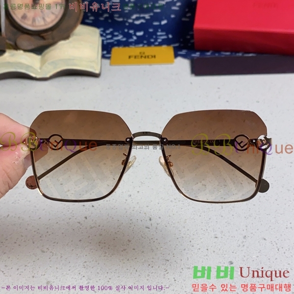 ��* ���۶� F97044-5