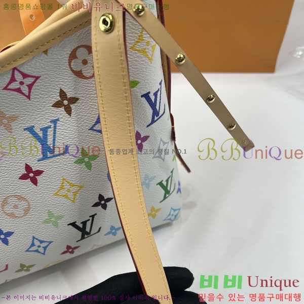 #���̺��� x ����ī�� ĳ���� �̽�Ʈ ����Ʈ M726417 (W36 H19 D10)