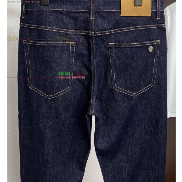 ���� ���ڷ� ��ġ�ڸ� û���� BC24358