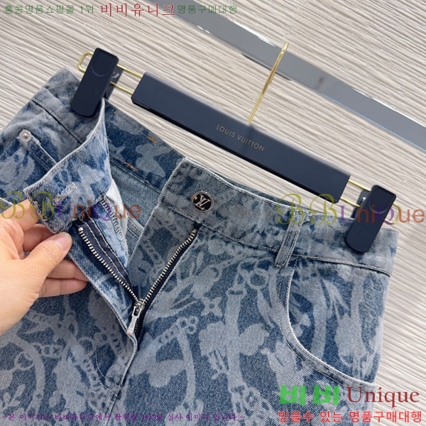 ���� ���̺��� ��ĿƮ LV6345230-1