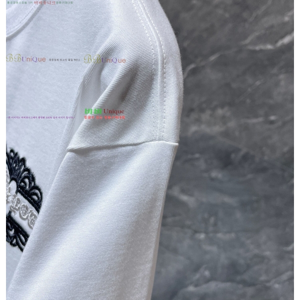 ���� ũ������ ���� Ƽ���� CH875228