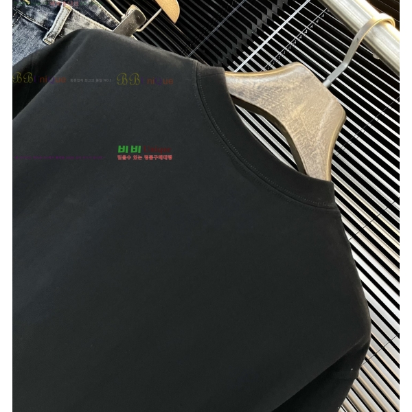 ���� ũ������ ���� Ƽ���� CH237462-1