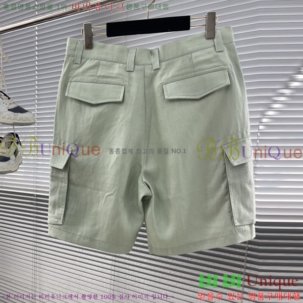 ���� ���ڷ� ��ġ�ڸ� �ݹ��� BC75668-4