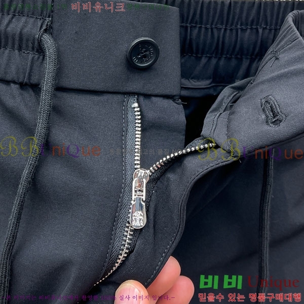 ���� ���ڷ� ��ġ�ڸ� �ݹ��� BC75669-2