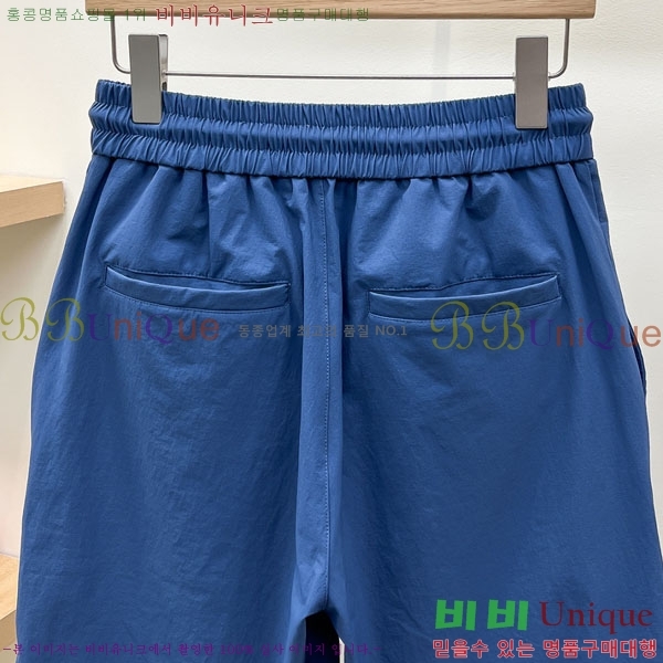 ���� ���ڷ� ��ġ�ڸ� �ݹ��� BC75669-3