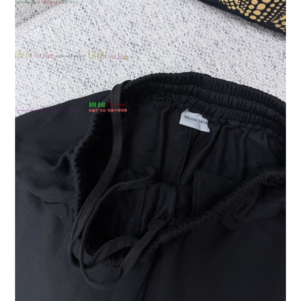 ���� �߷��þư� ���� BA256413