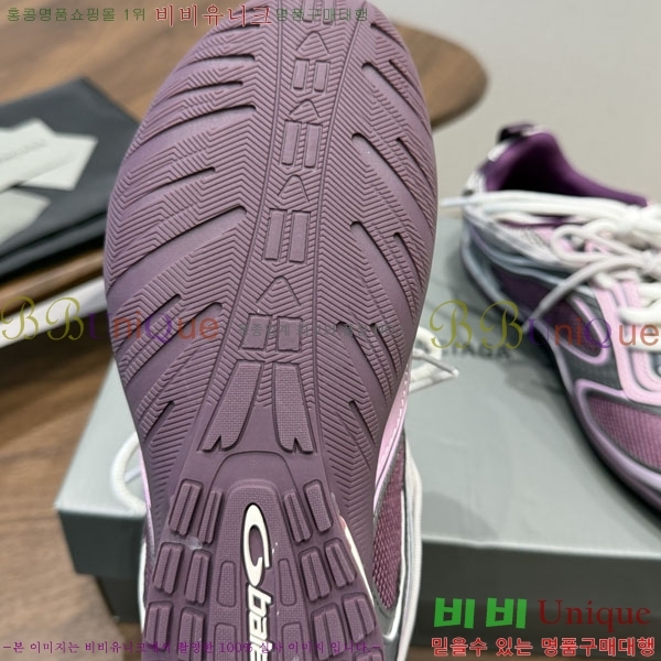 ���� �߷��þư� ����Ŀ�� B63777801-3