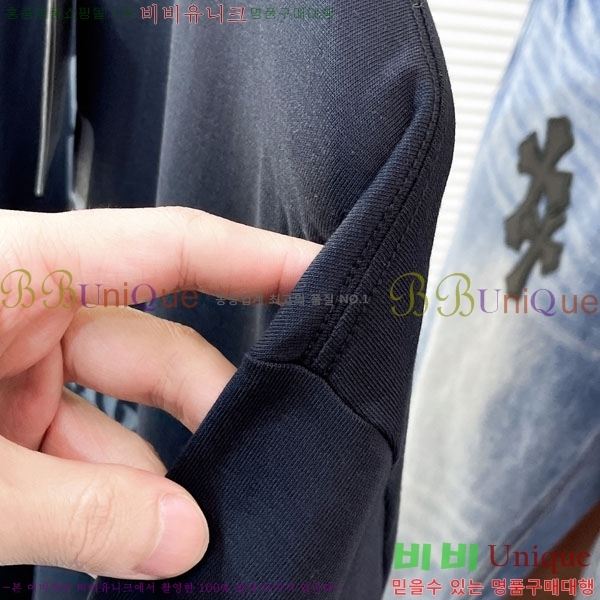 ���� �߷��þư� ���� Ƽ���� BA24391-1