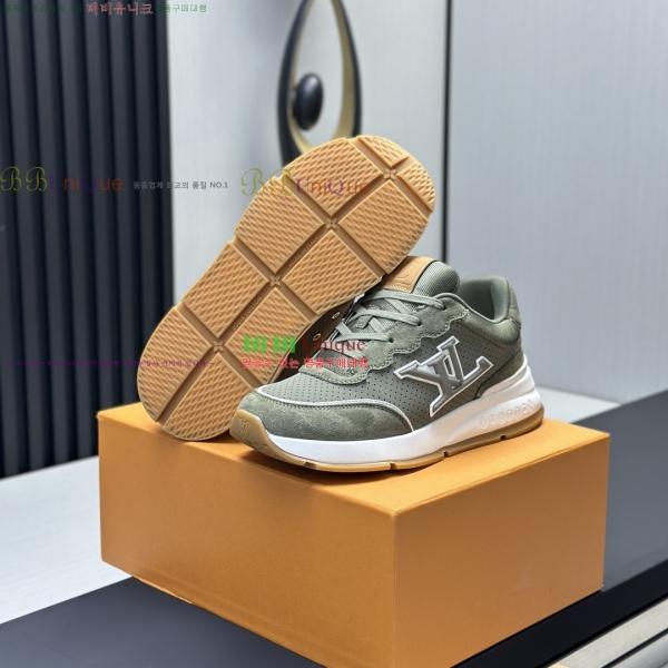���� ����*�� Ŭ���� ����Ŀ�� 40LT265821-15