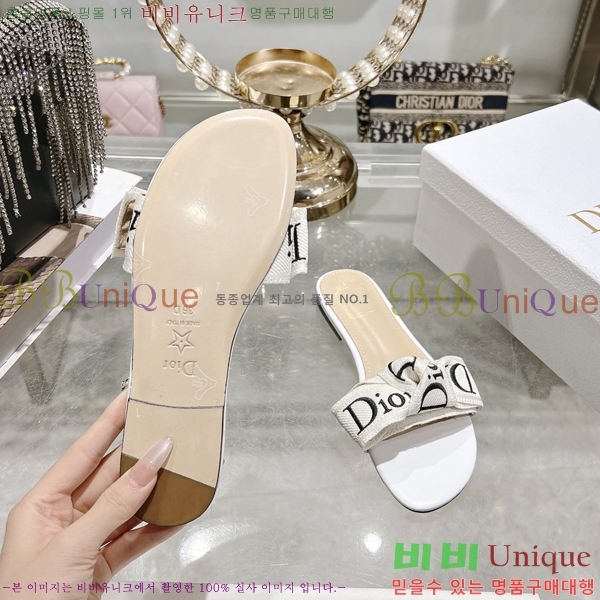 ��* J'ADIOR ���� 31D265612-1