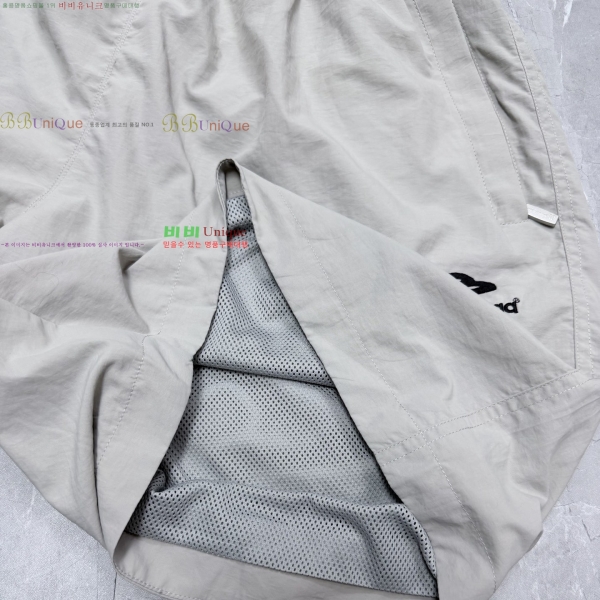 ���� �߷��þư� ĳ�־� �ݹ��� 22BL26893-2
