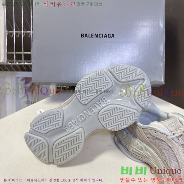  �߷��þư� ����Ŀ�� �������� B6303225-4