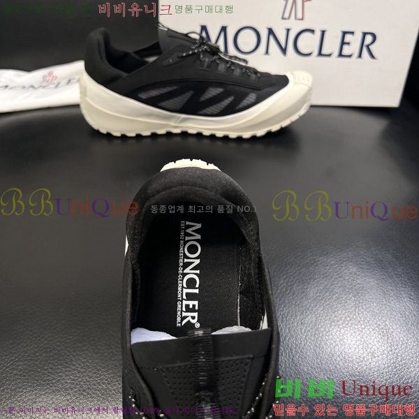 ���� ��**�� ����Ŀ�� MO9906801-4