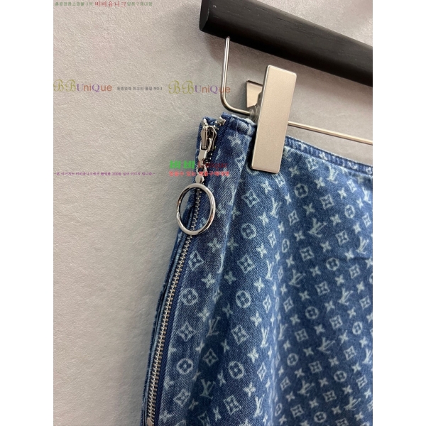 ���� ��* ���� ��Ʈ CH689677-2